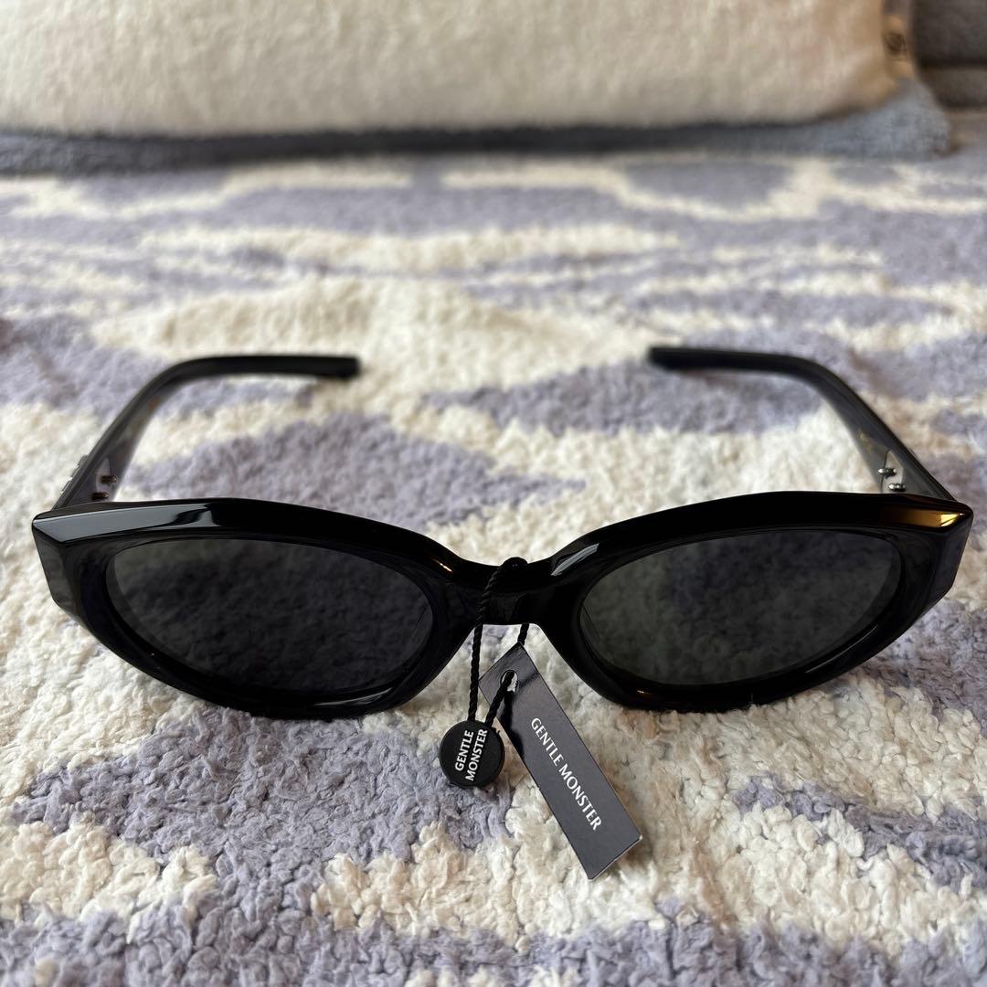 【新品】GENTLE MONSTER Jennie Fish Tail 01