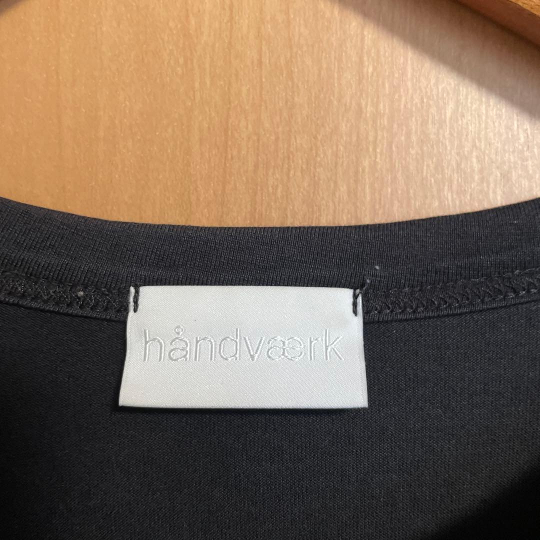 ハンドバーク ヘンリーネックTシャツ
