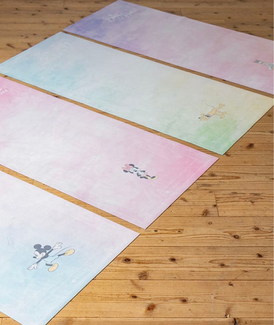 【新品・未使用】トラベルヨガマット TRAVEL MAT プルート ディズニー