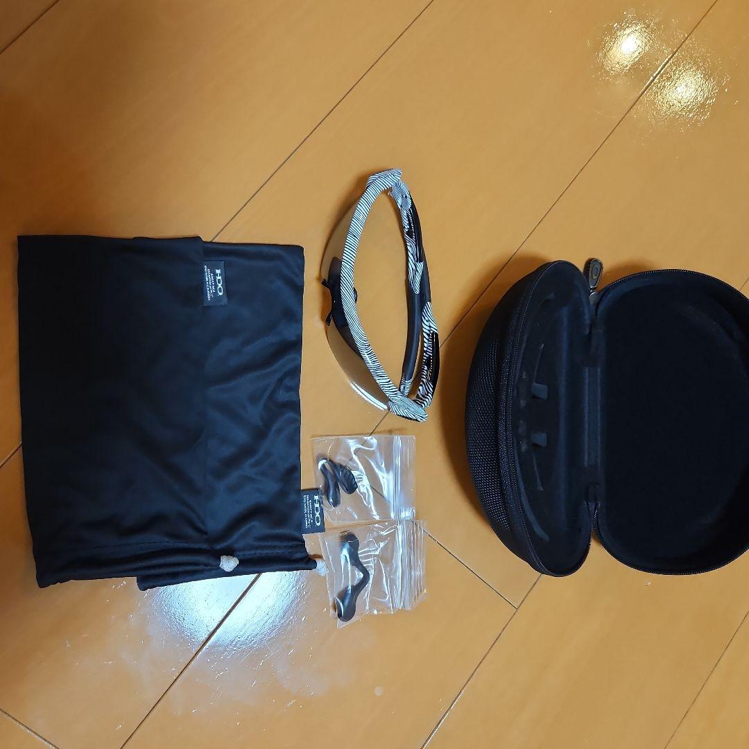 Oakley ストライプデザイン サングラスゼブラ