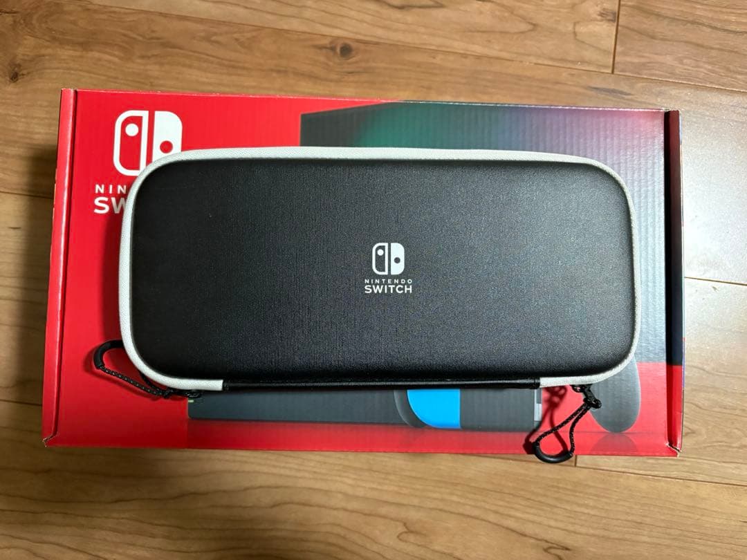 Nintendo Switch 本体 青/赤 + 付属品 ケース付き