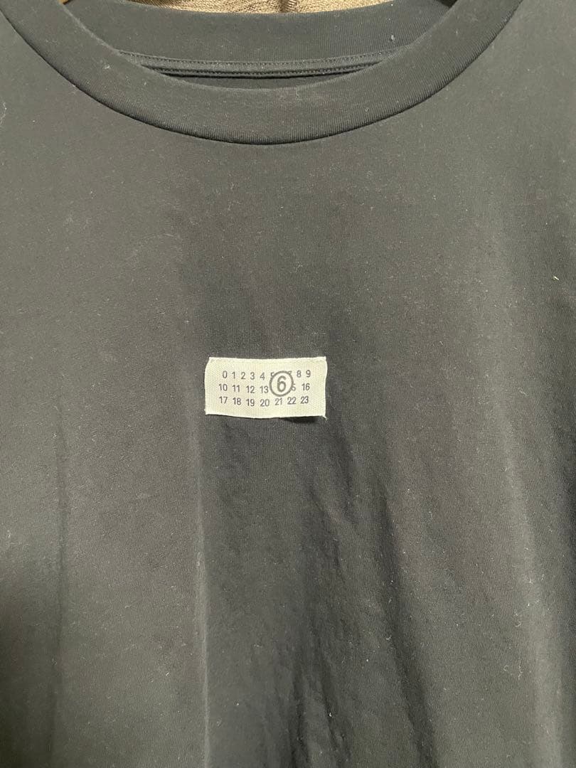 MM6 マルジェラ　コットンTシャツ　カレンダー　Mサイズ