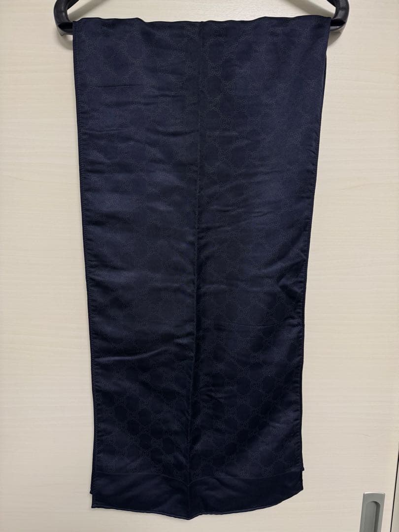 GUCCI シルク100% ストール ネイビー
