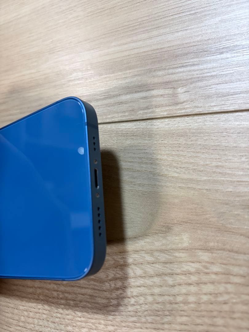【美品・米国版】iPhone13 256GB ブルー（海外版・シャッター音なし）