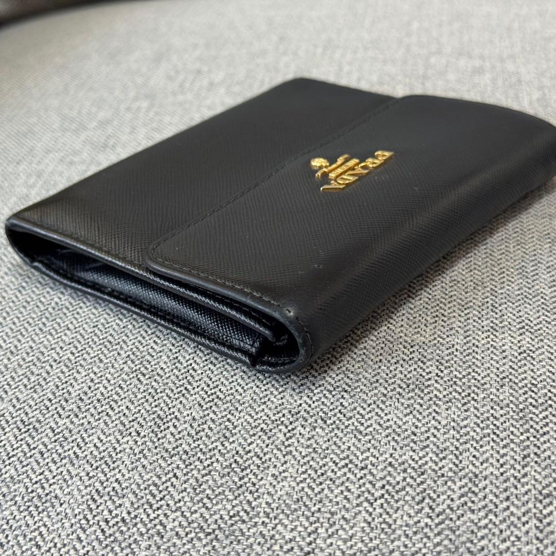 PRADA プラダ サフィアーノレザー 三つ折り財布 ブラック