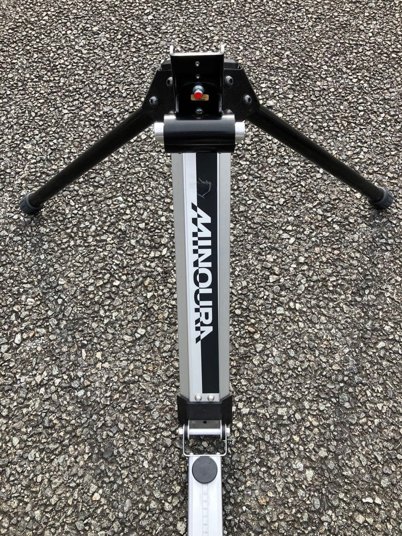 MINOURA ミノウラ　FG550A ハイブリッドローラー　キャリングケース付