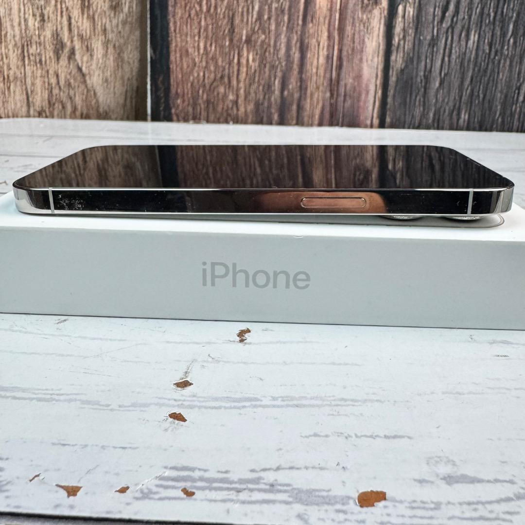 iPhone 13 Pro 256GB シルバー MLUP3J/A