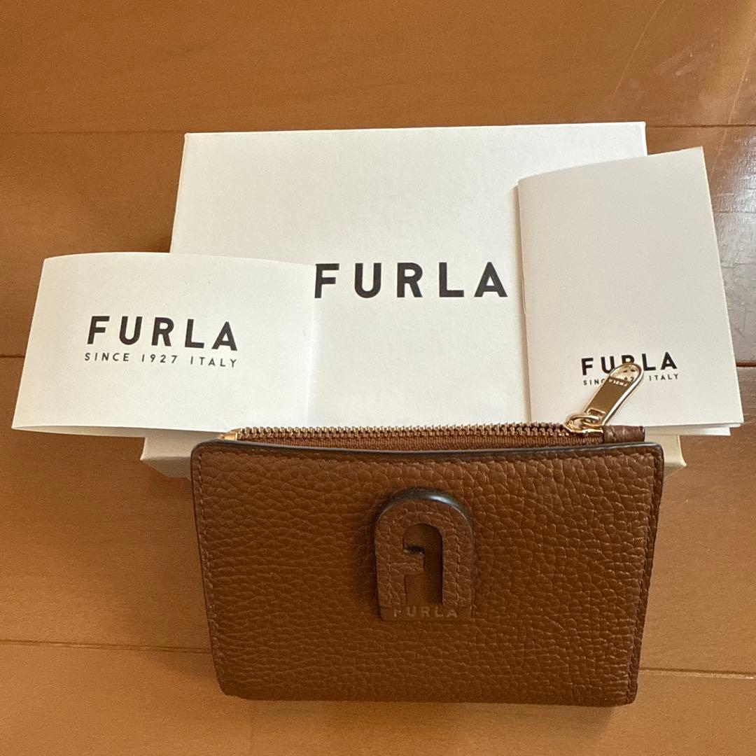 FURLA ブラウン 二つ折り財布
