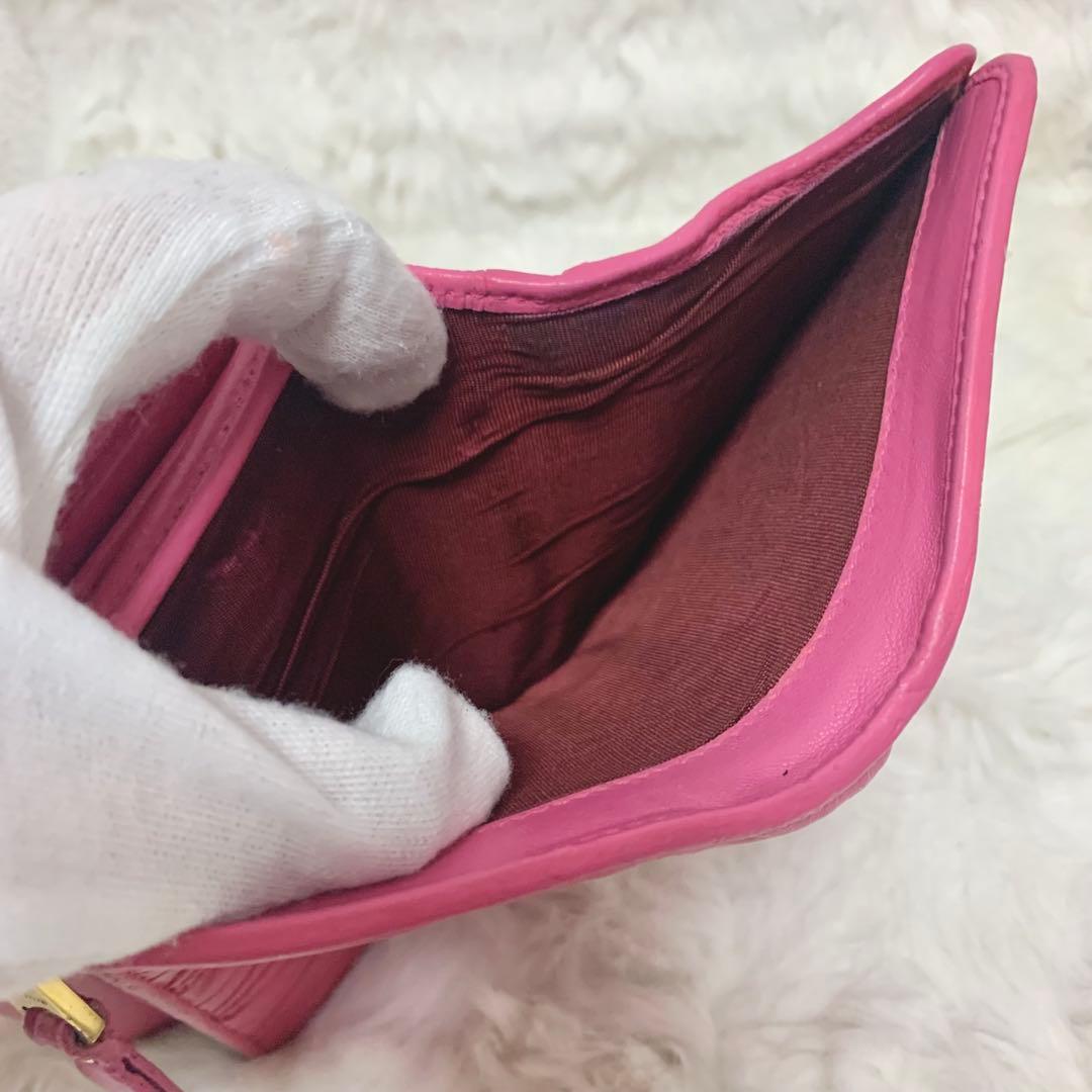 MIU MIU マテラッセ 三つ折り財布 L字ファスナー 濃いピンク