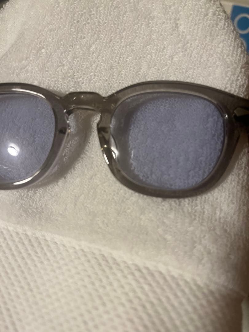 JULIUS TART OPTICAL グレー サングラス
