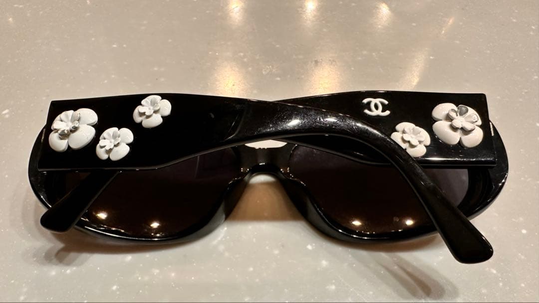 CHANEL カナリア ブラックサングラス