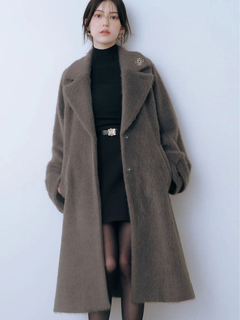 Snidel ブローチ付きシャギーロングコート