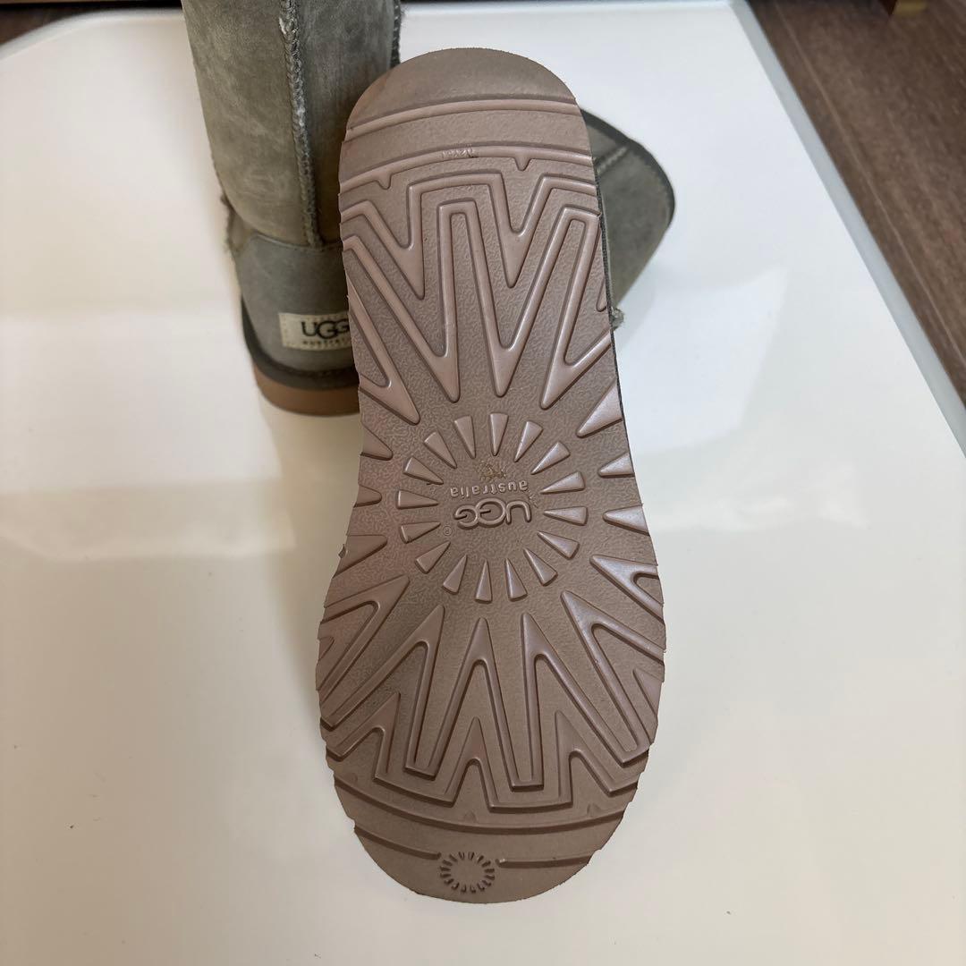 UGG ムートンブーツ カーキ