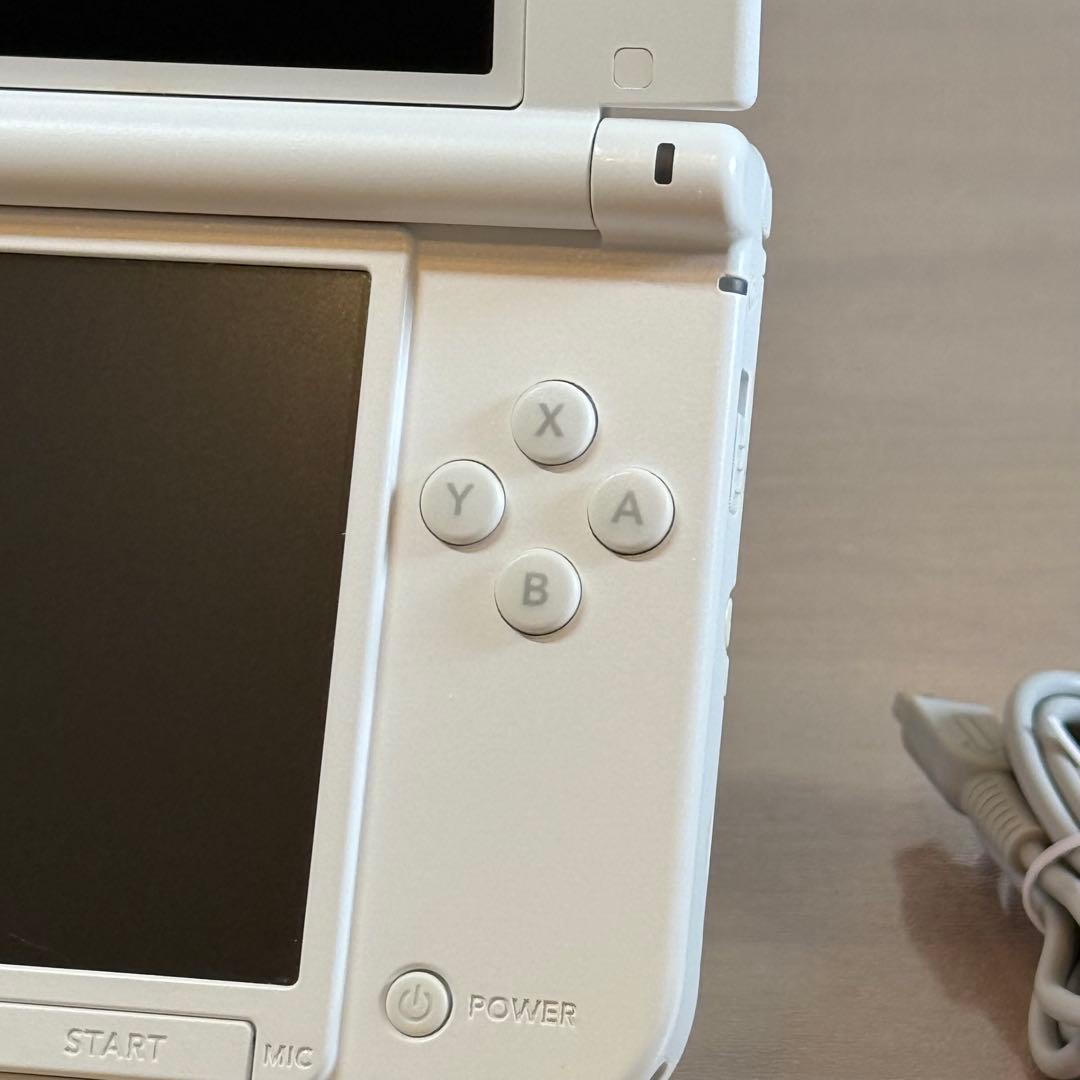 6-137【美品】ニンテンドー3DS LL ピンク×ホワイト