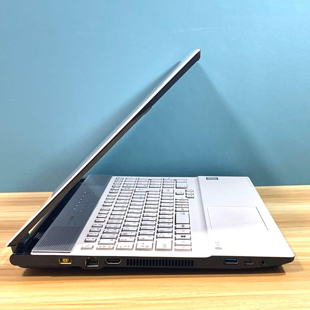 Windowsノート本体 NEC LAVIE/Corei7/16GB/SSD+HDD/Blu-ray