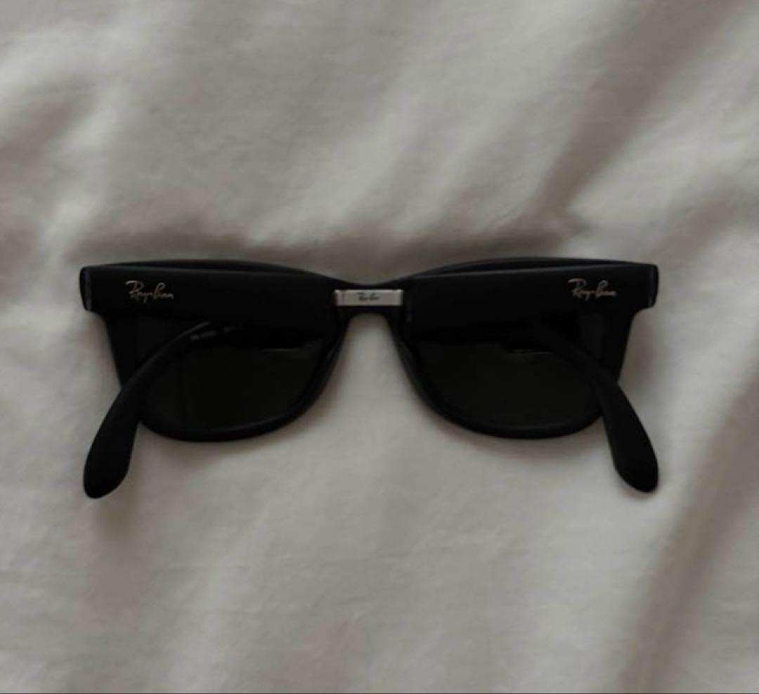 Ray-Ban Wayfarer ブラック 折りたたみサングラス