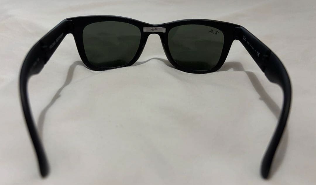 Ray-Ban Wayfarer ブラック 折りたたみサングラス