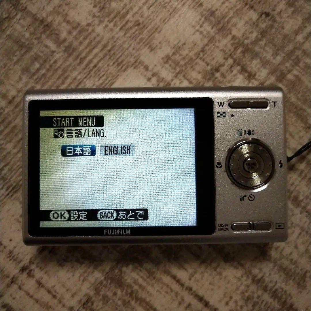 FUJIFILM デジタルカメラ シルバー