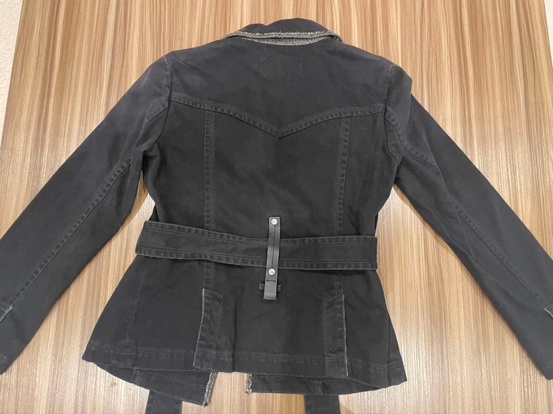 【美シルエット】バーバリーブルーレーベル ベルトジャケット 黒 38