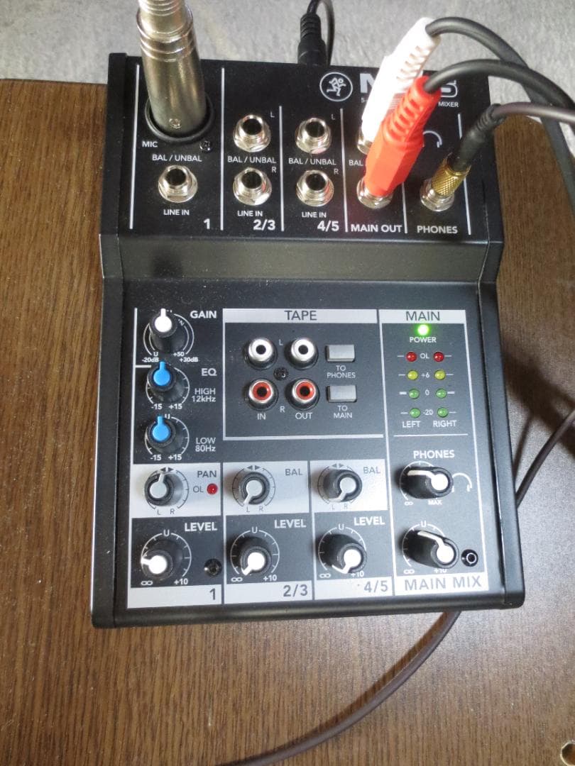 アナログミキサー MACKIE MIX5 　電源アダプター付き