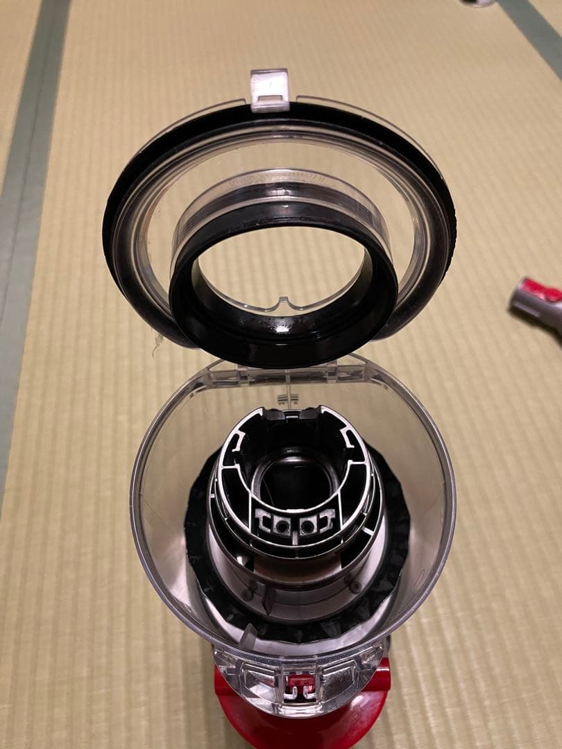 Dyson 掃除機　ダイソン　sv12 v10 動作品　フィルター新品