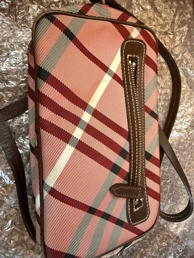 希少‼️Burberry ピンク系 チェック柄 ボディバッグ