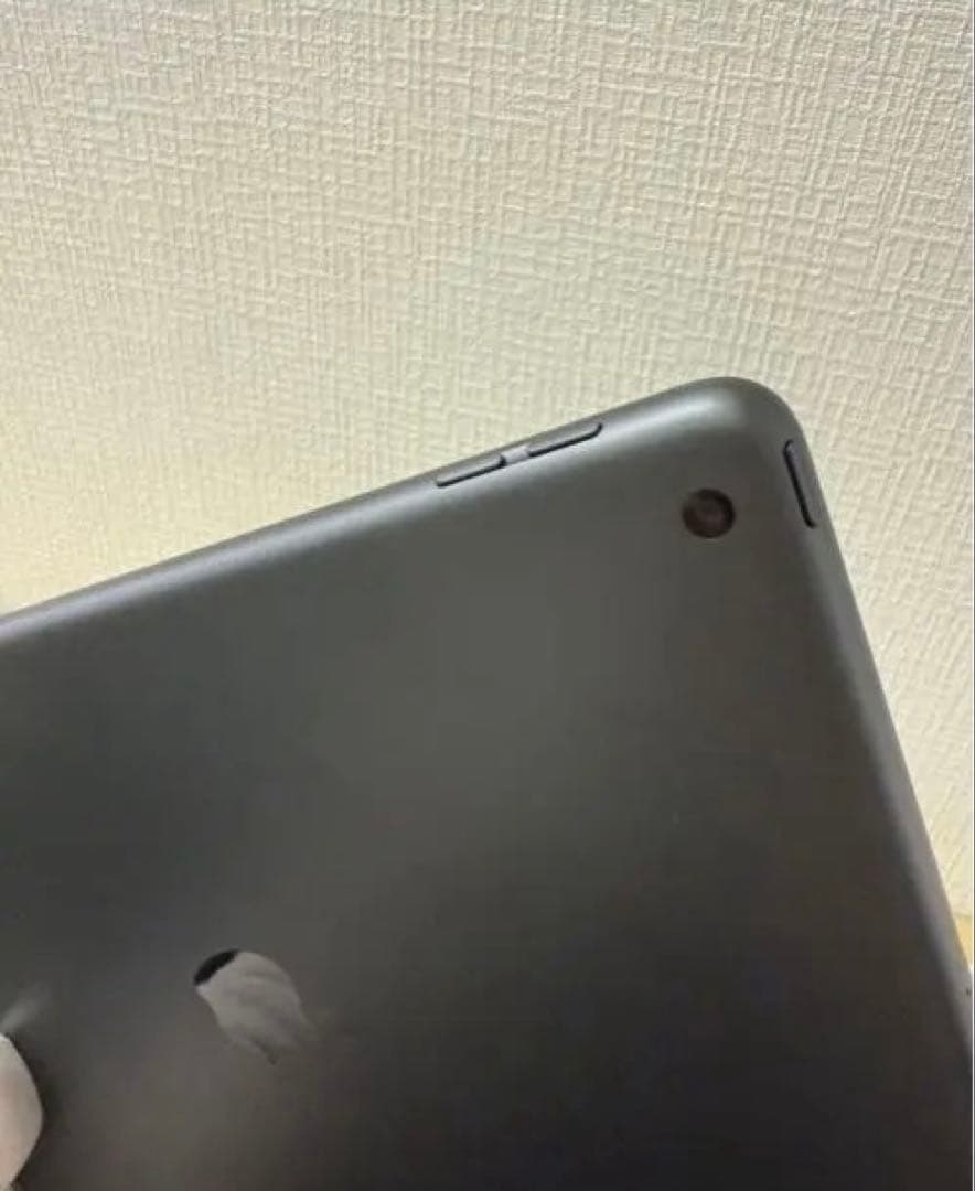 iPad (第9世代) バッテリー 98% pencil 、カバー付き