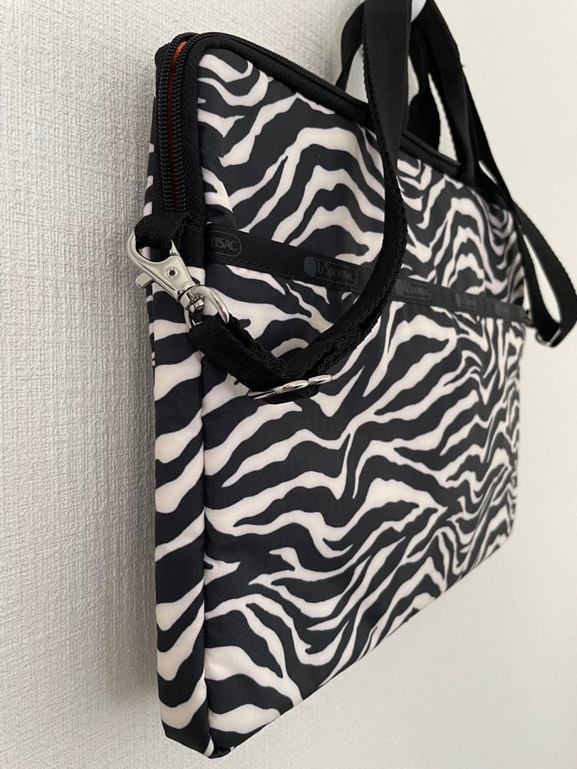 美品★Lesportsac レスポートサック PCケース ショルダーストラップ付