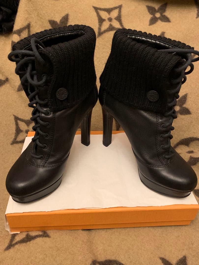 GUCCI グッチ　ハイヒールブーツ ブラック