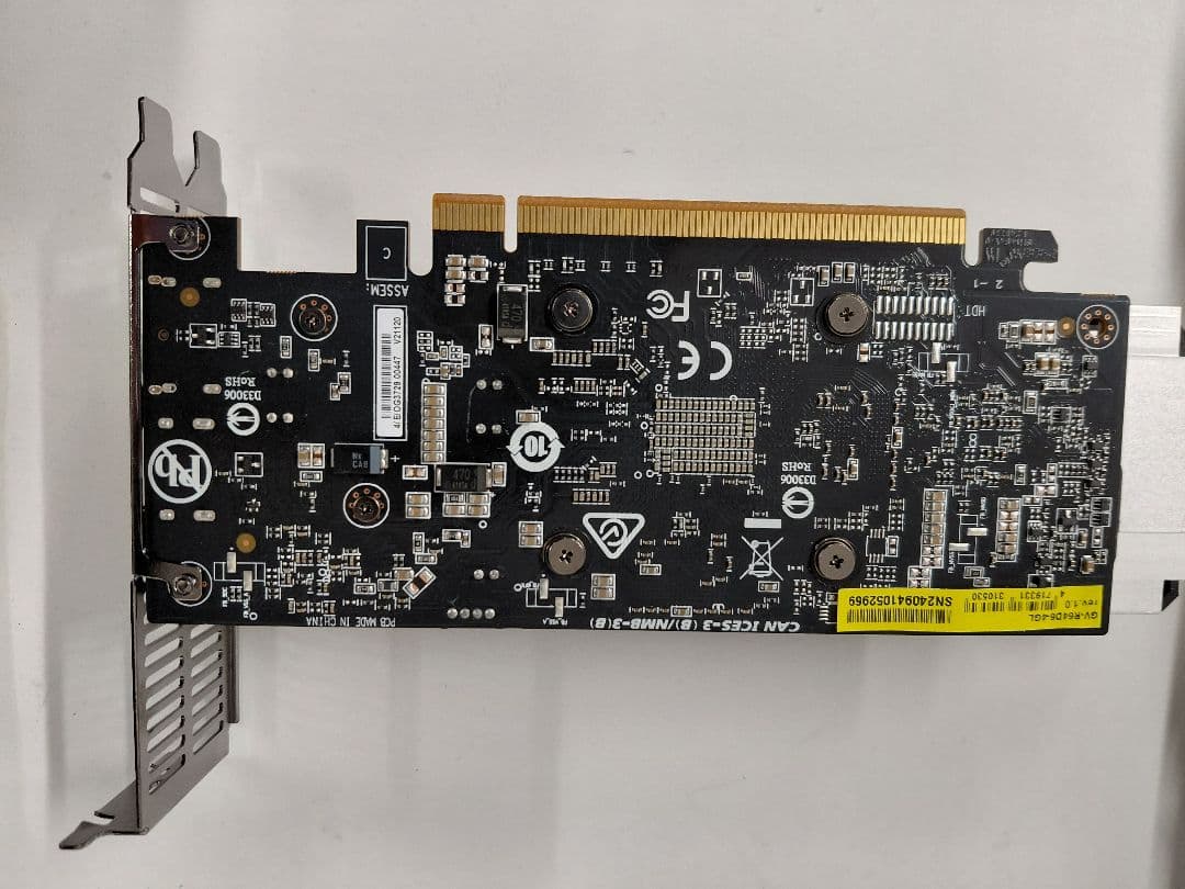 GIGABYTE RX 6400 ほぼ未使用