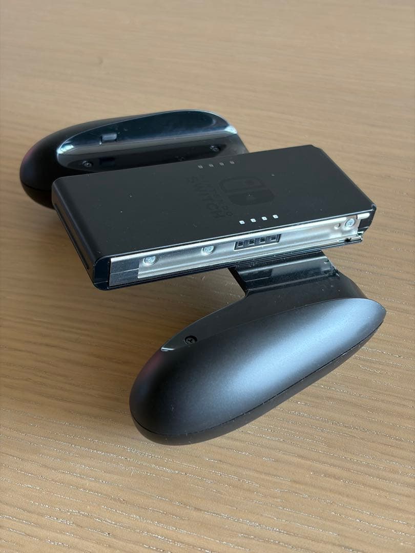 s*a様 Nintendo Switch 本体 青/赤