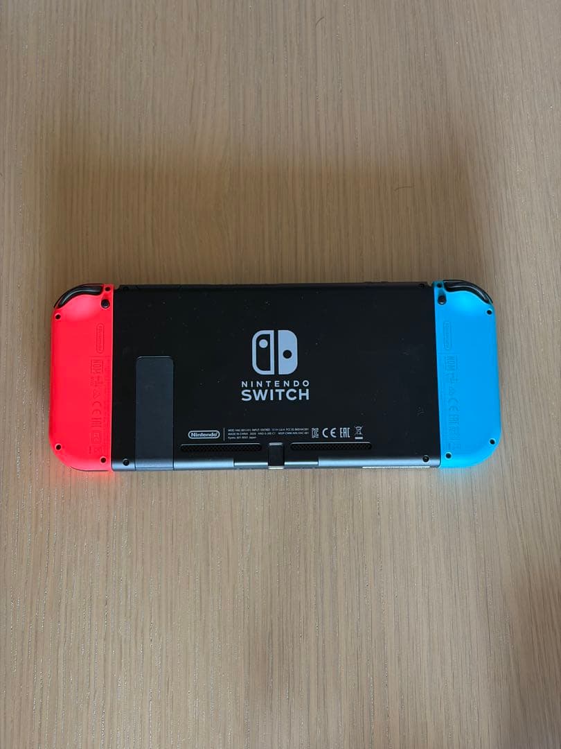 s*a様 Nintendo Switch 本体 青/赤