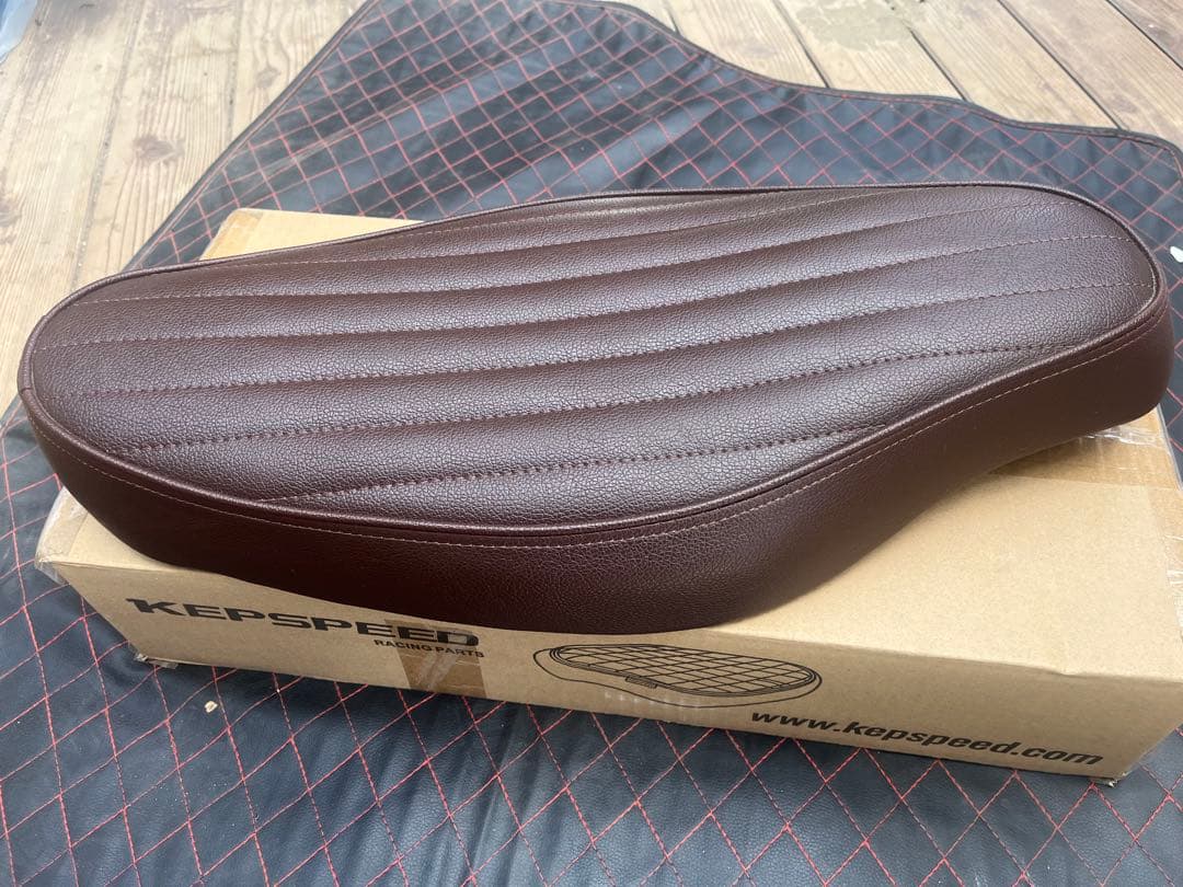 ホンダスーパーカブ50.70.90 KEPSPEED製 カスタムシート