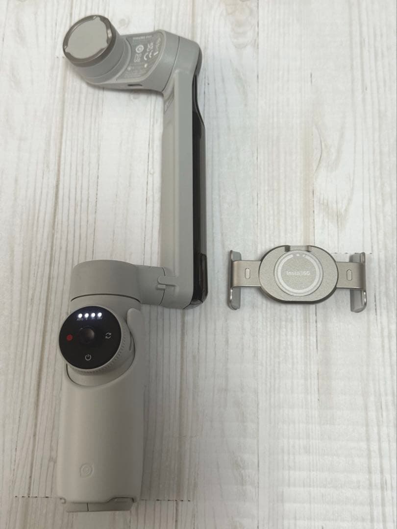 【極美品】 Insta360 Flow - AI搭載スマートフォン用ジンバル