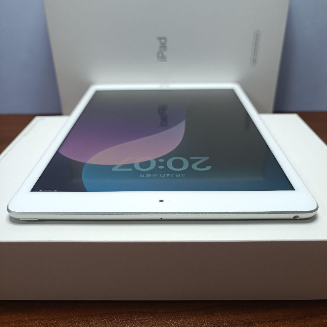 あか iPad 10.2 第7世代 WiFi 128GB キーボードカバー