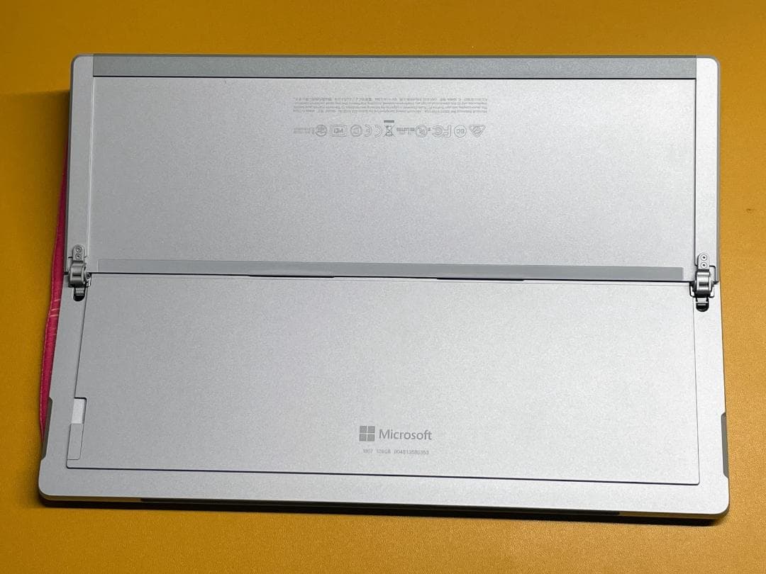 [中古] SurfacePro 5 Corei5 4GB 128GB