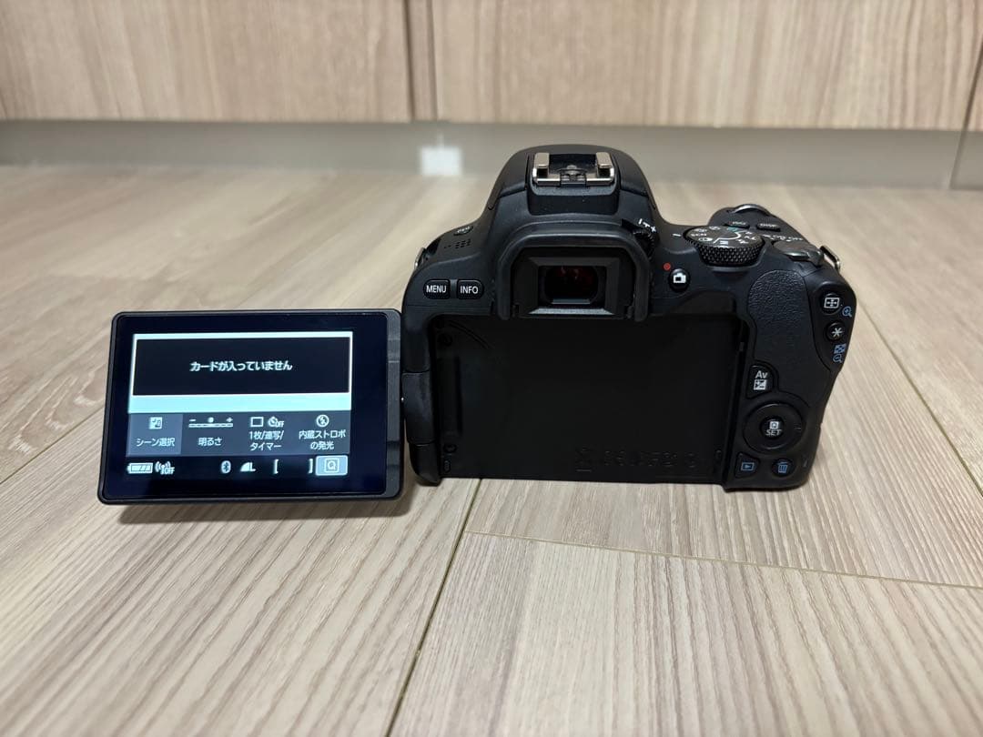 k*☆様 【超美品】キヤノン Canon EOS Kiss X9 デジタル一眼レ