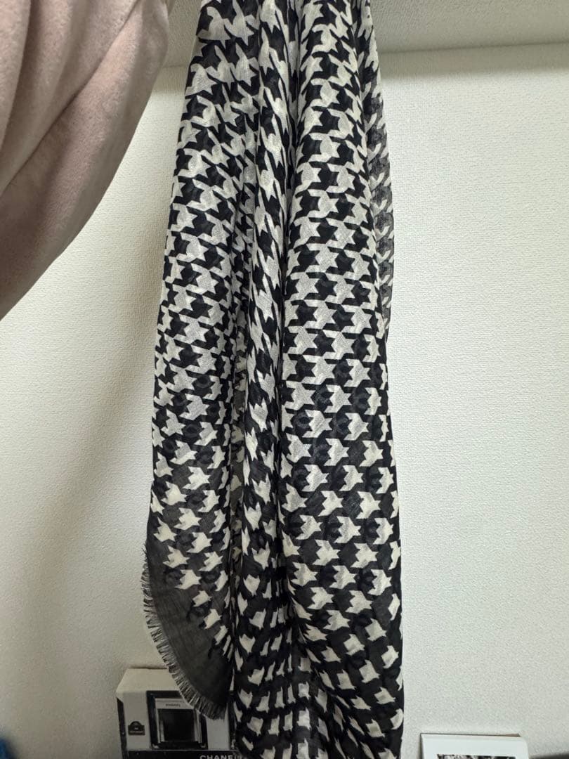 CHANEL ココマーク　カシミアシルク　ストール　白黒　美品
