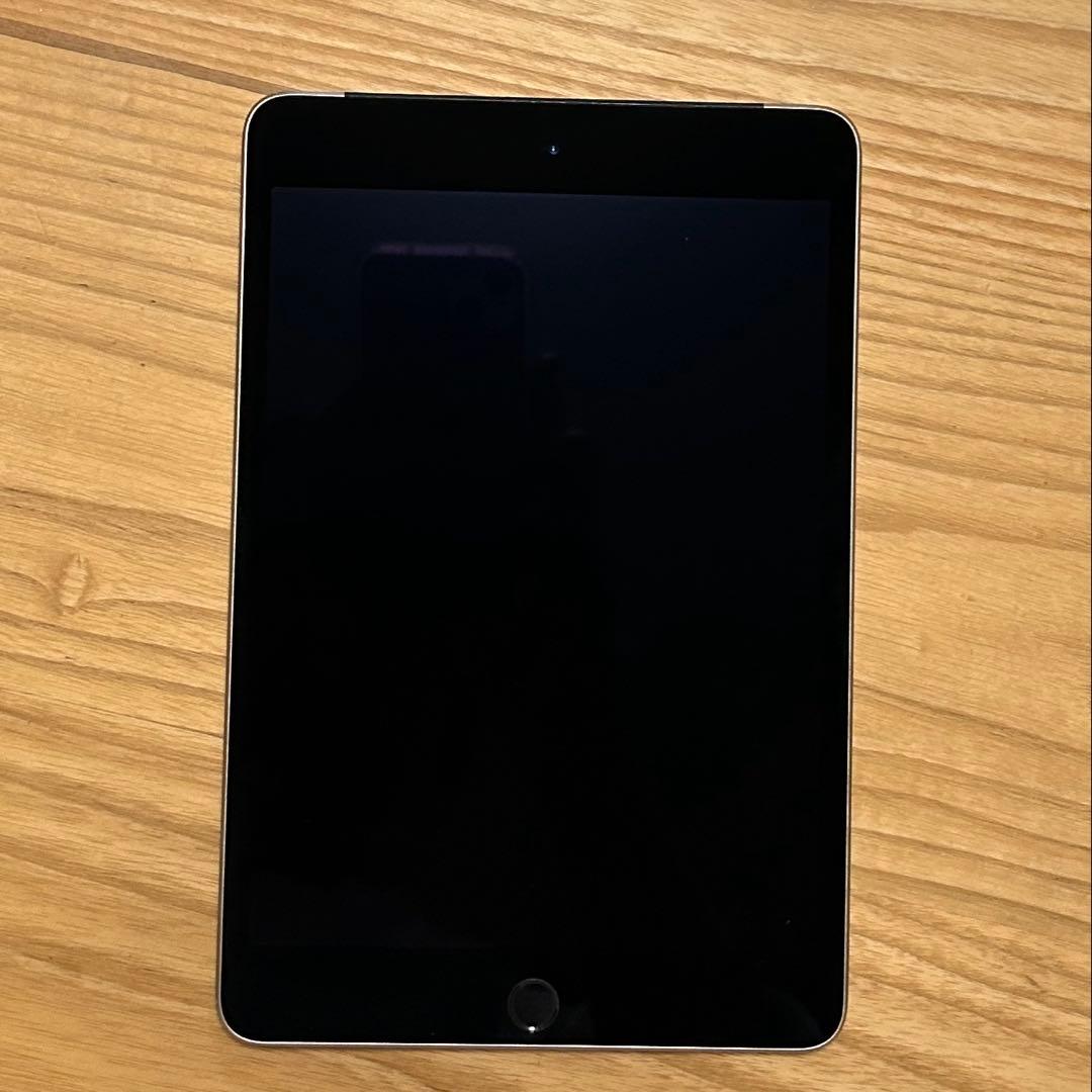 iPad mini 4 128GB 本体　シルバー