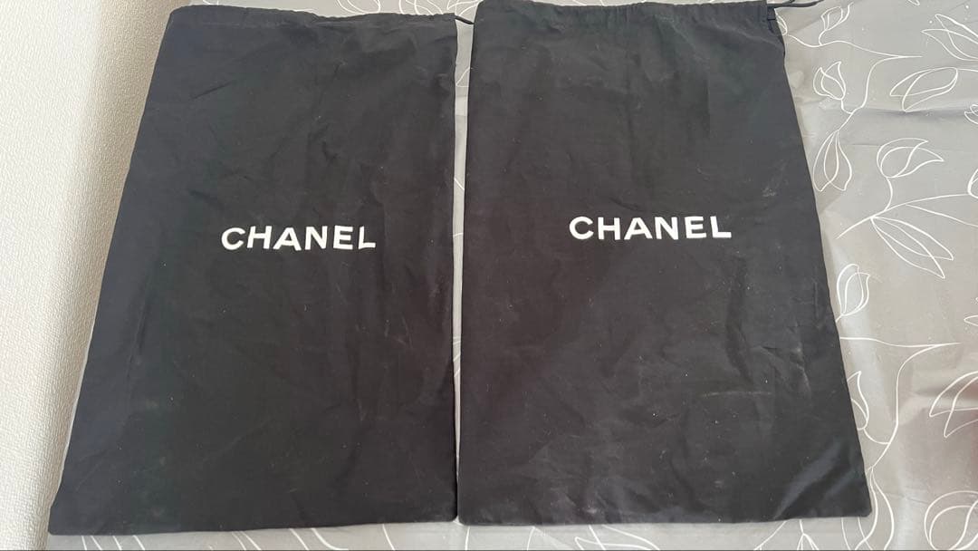 美品シャネルCHANELロングブーツ 高ヒール黒/袋付き36