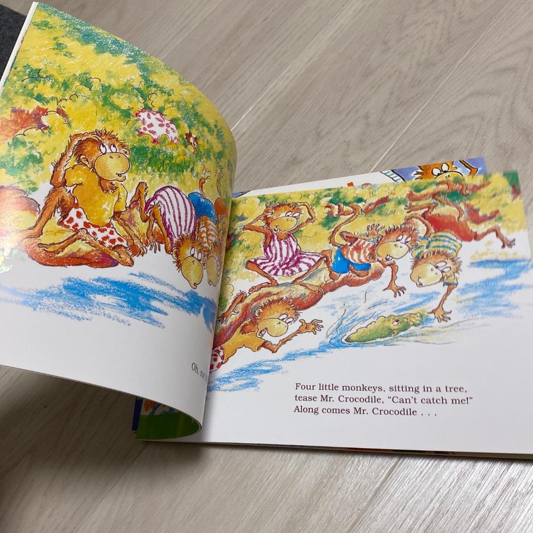 洋書 M11Five Little Monkeys Sitting In A Tree