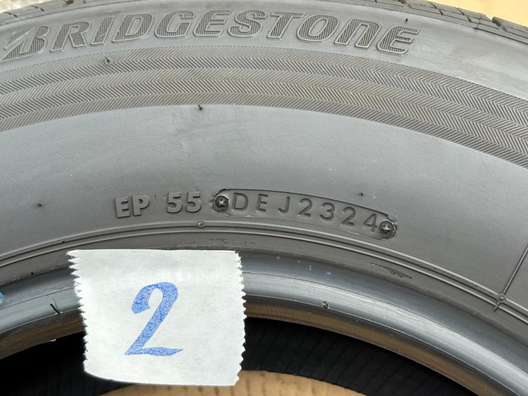 ハイエース純正タイヤ　BSエコピア195/80R15 LT （Ａ-2本セット）