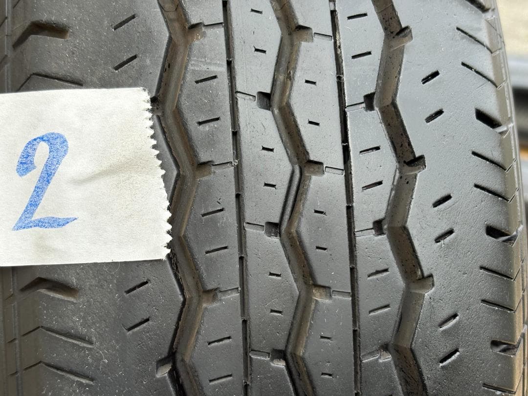 ハイエース純正タイヤ　BSエコピア195/80R15 LT （Ａ-2本セット）