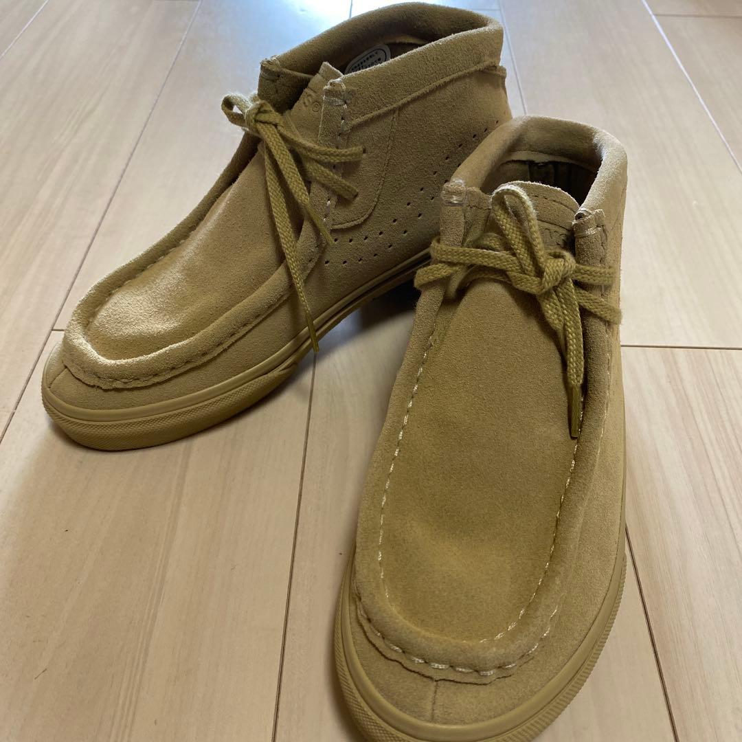 VANS CARVER 8us 26センチ ベージュ色