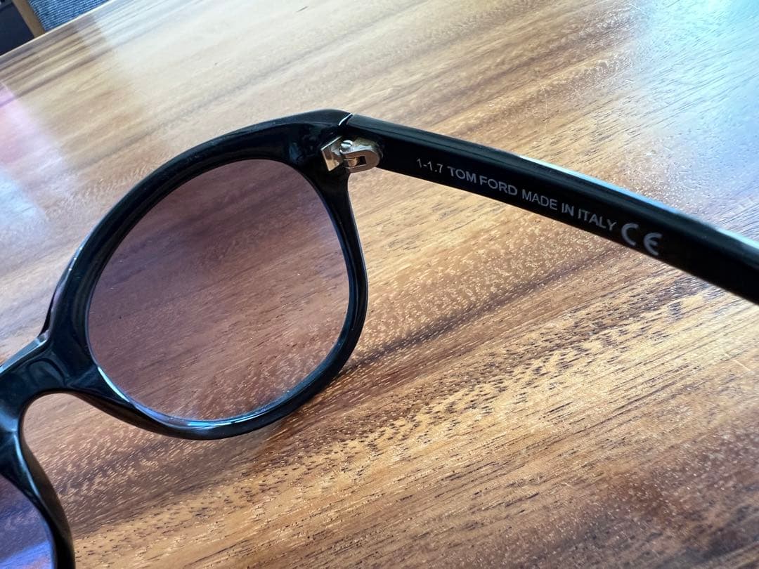 Tom Ford ブラック グラデーション サングラス TF298 01B