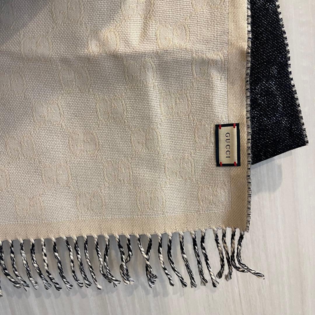Gucci Scarf with ‘GG’ pattern