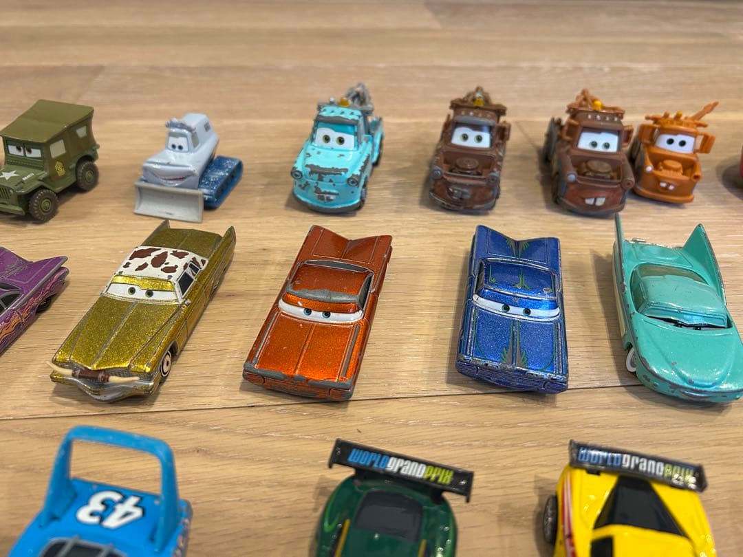 カーズ　ミニカー　まとめ売り
