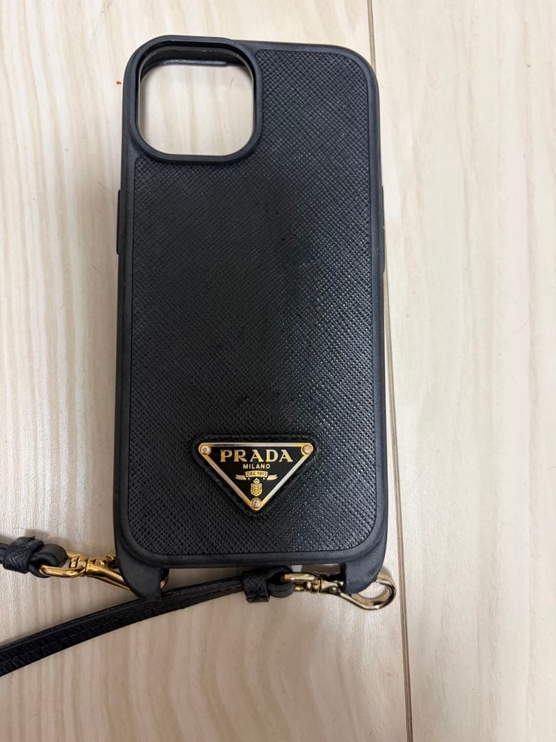 PRADA ブラック iPhone用ケース ストラップ付き