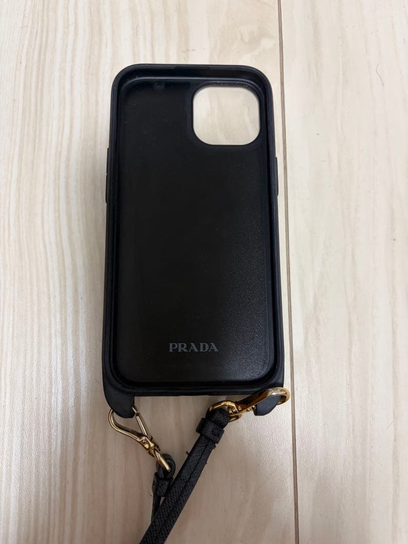 PRADA ブラック iPhone用ケース ストラップ付き