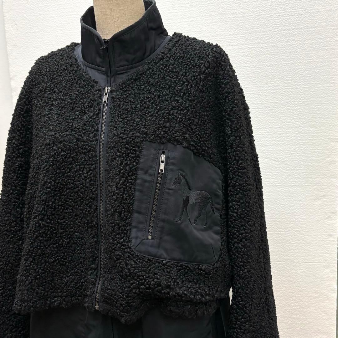 イアパピヨネ　スミスタイル　ボアブルゾン付き3WAY馬刺繍コート
